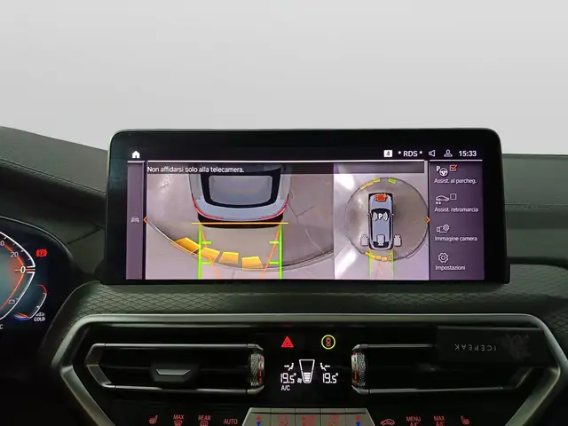 BMW X4 view 14