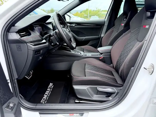 Skoda Octavia view 9
