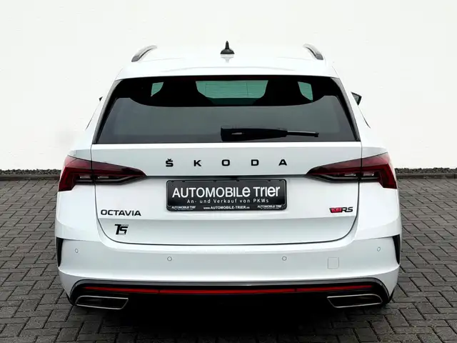 Skoda Octavia view 6