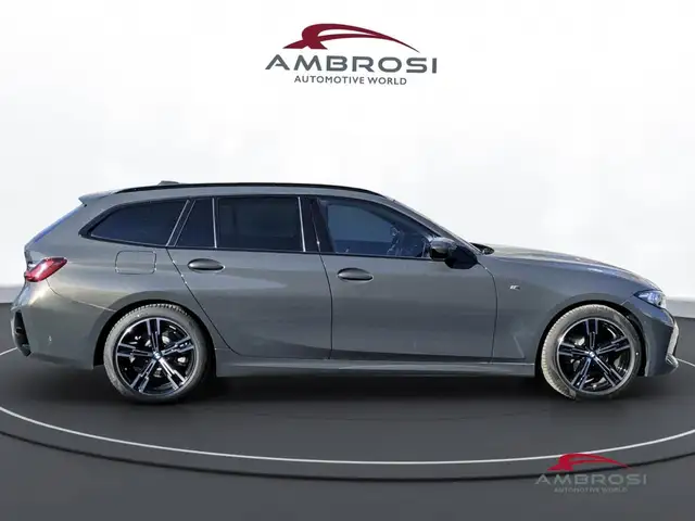 BMW 3 Series view 3
