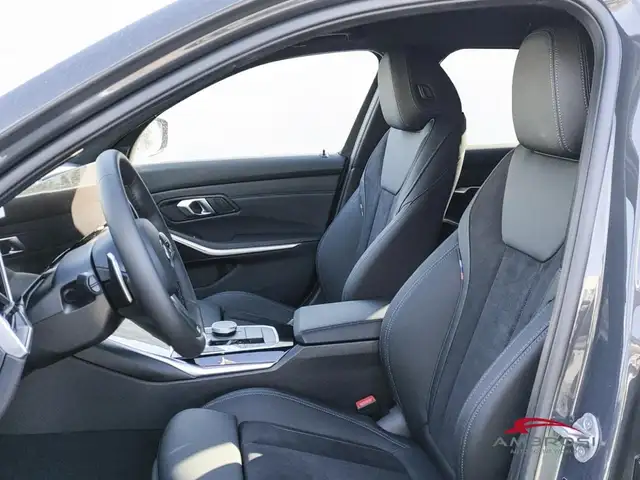 BMW 3 Series view 6
