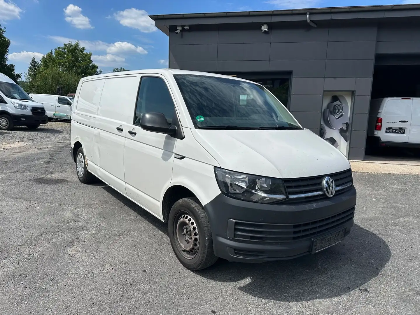 Volkswagen T6 Transporter Kasten lang,Klima+Pharmaausbau Weiß - 1