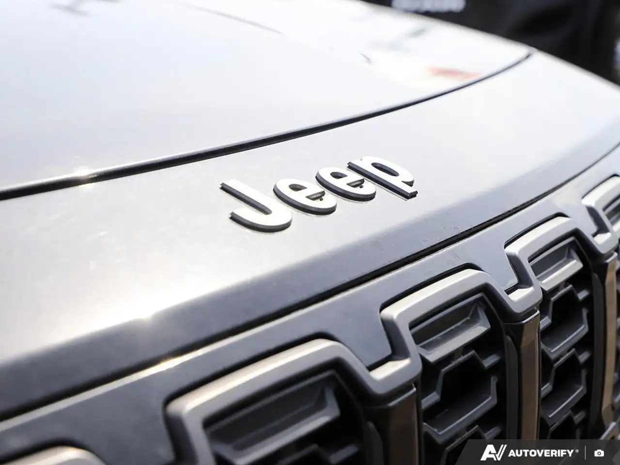 Jeep Cherokee снимка Jeep Cherokee