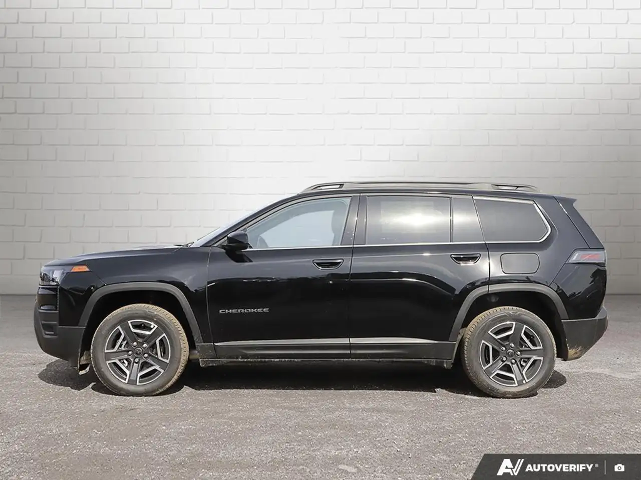 Jeep Cherokee снимка Jeep Cherokee