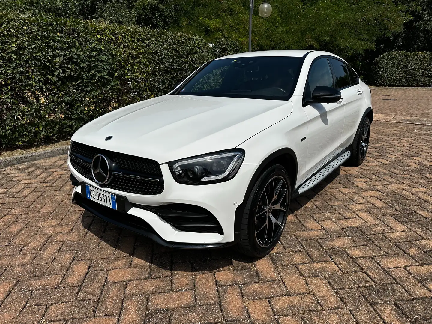 Mercedes-Benz GLC 300 DE 4Matic EQ Power Business Bianco - 1