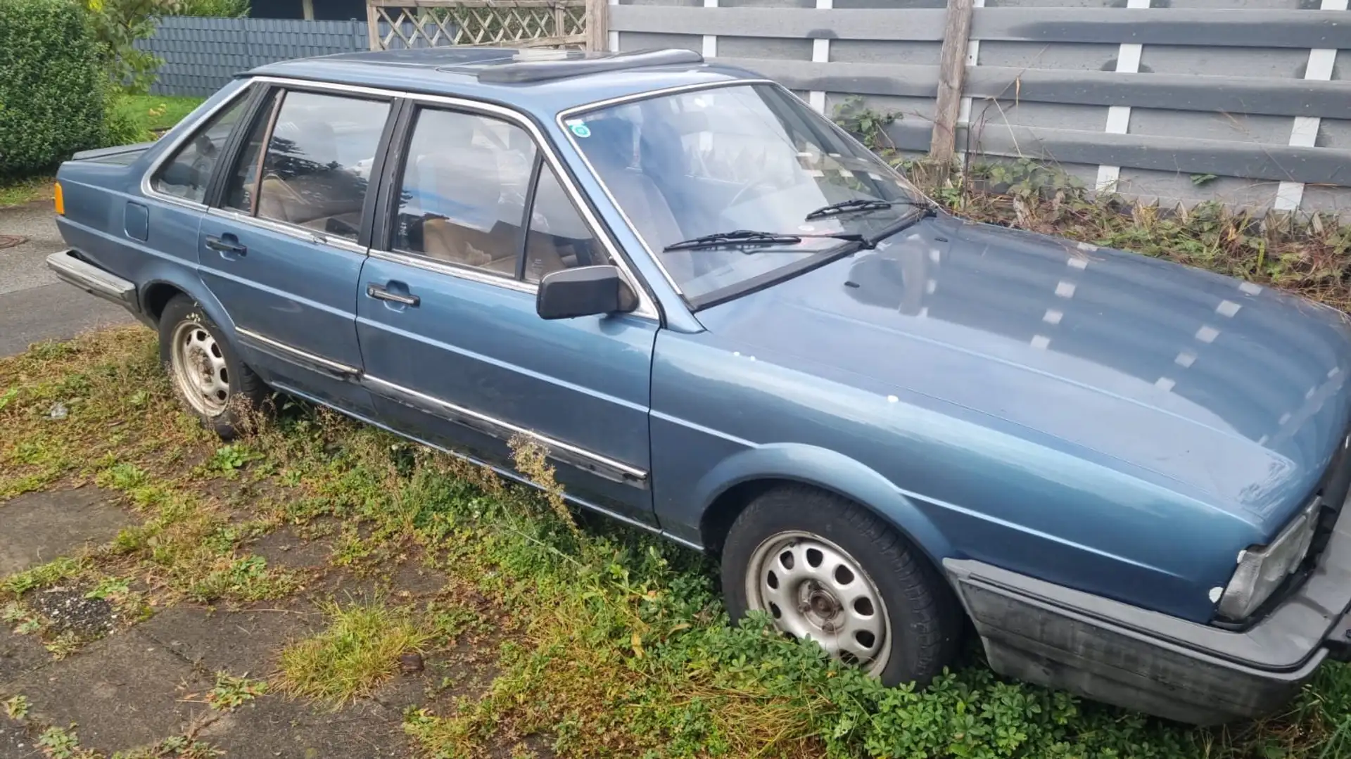 Volkswagen Santana Santana GX 5 (2,0i/5-Gang/4+E) Niebieski - 2