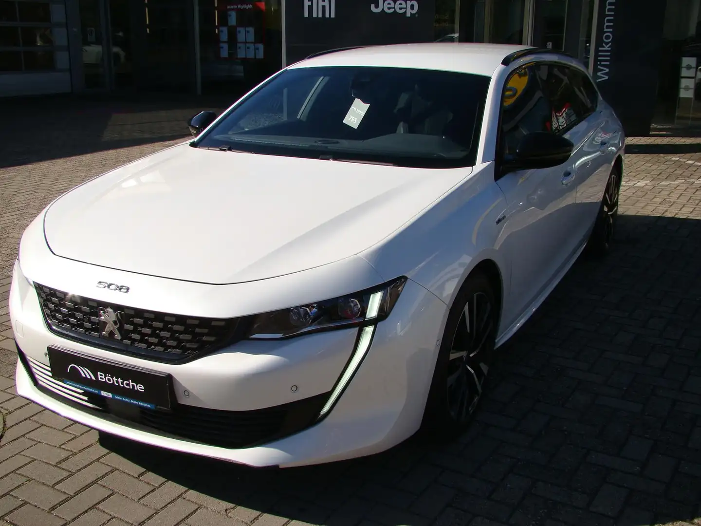 Peugeot 508 SW Hybrid 225 GT Blanc - 2