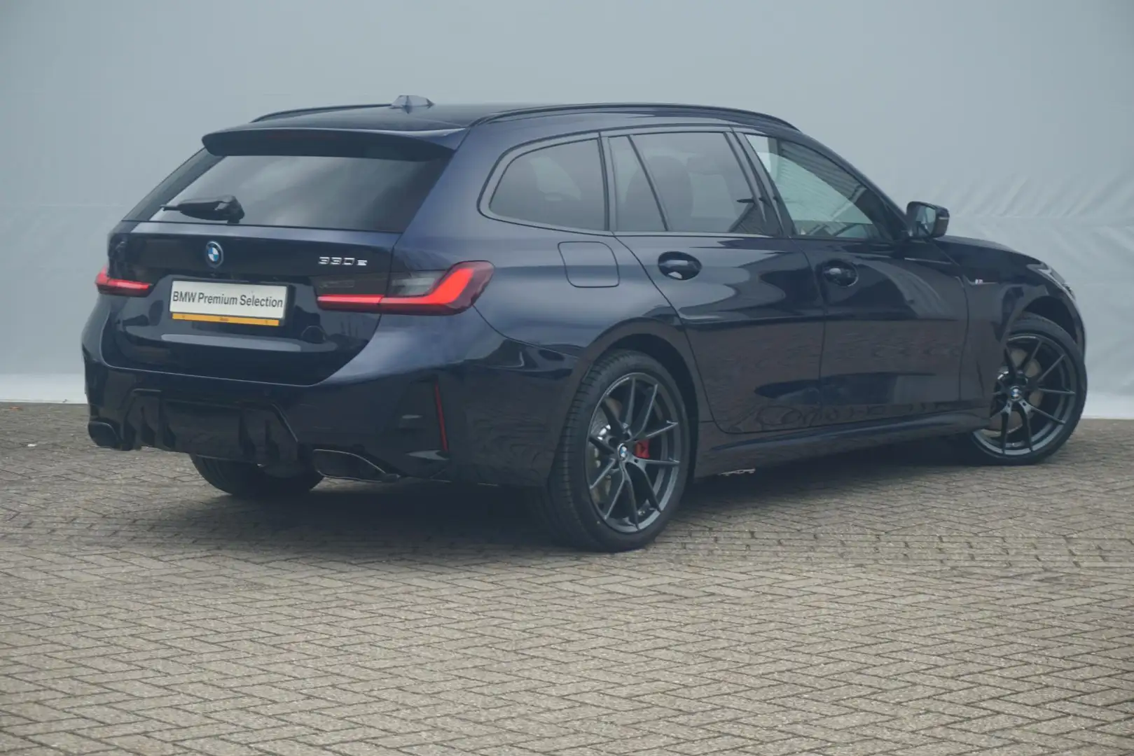 BMW 330 3 Serie Touring 330e | M Sportpakket Pro | Comfort Bleu - 2