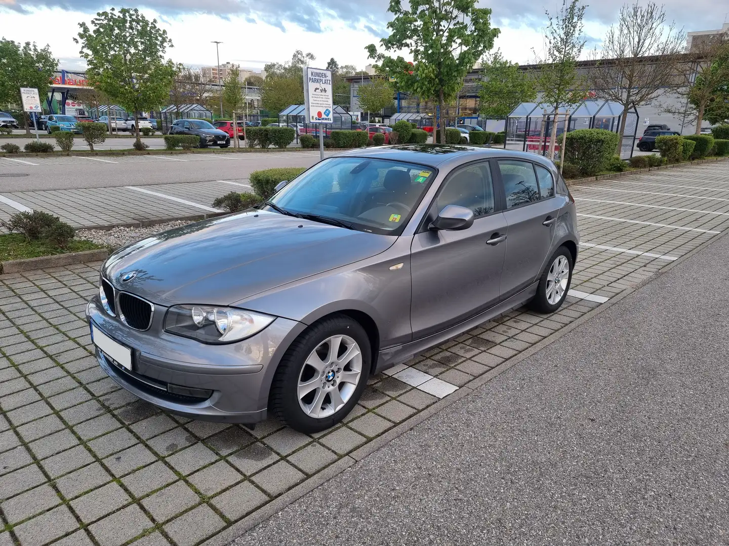 BMW 116 1er 116i Edition Sport - neue Steuerkette & TÜV Grau - 1
