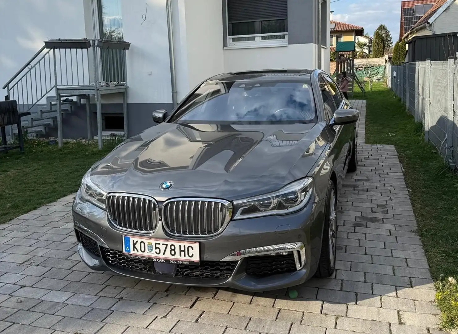 BMW 750 750Li xDrive - 2