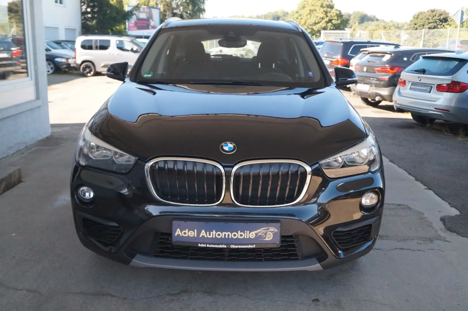 BMW X1 Baureihe X1 sDrive 18 i Advantage Noir - 2