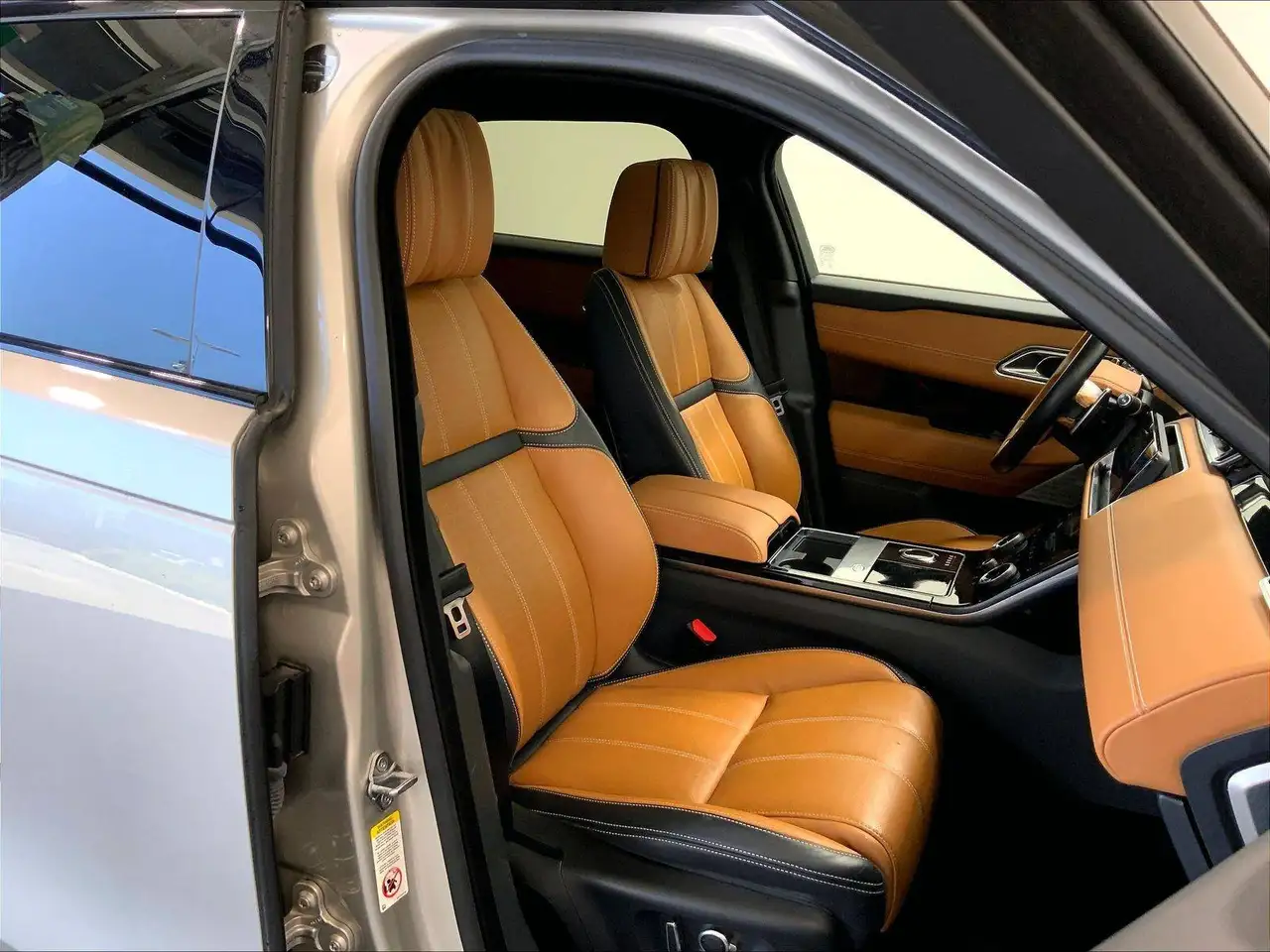 Land Rover Range Rover Velar снимка Land Rover Range Rover Velar