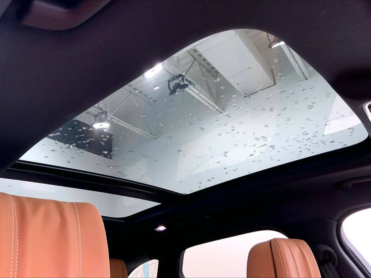 Land Rover Range Rover Velar снимка Land Rover Range Rover Velar