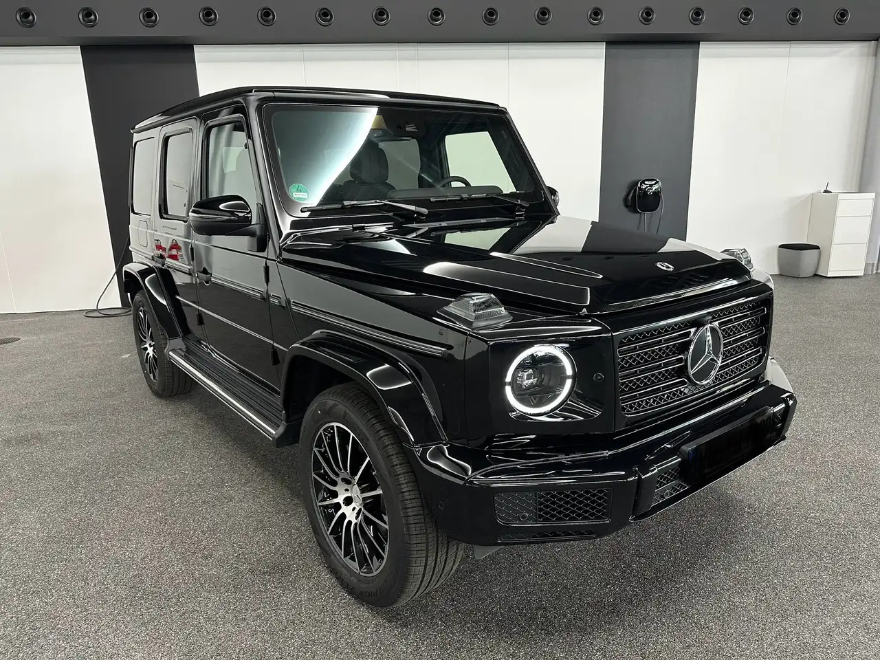 Mercedes-Benz G 400