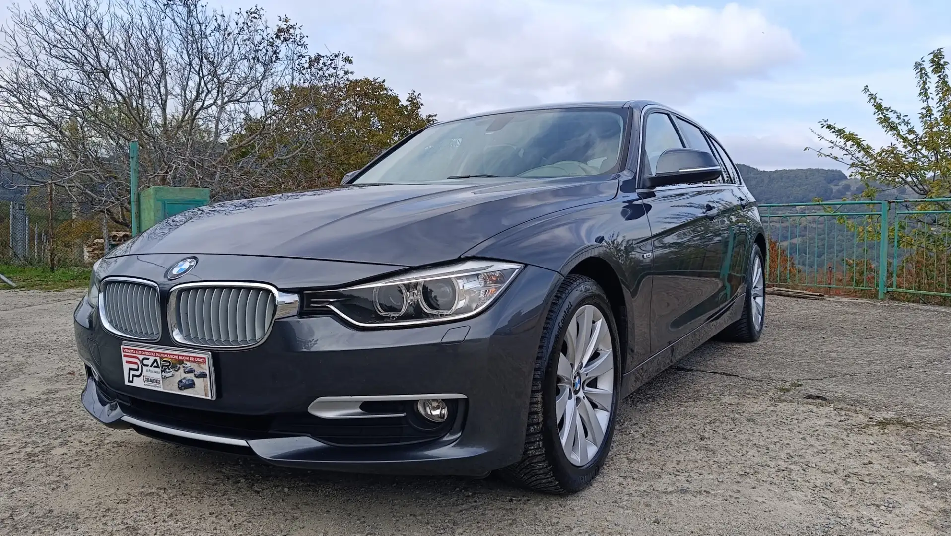 BMW 318 Modern Grau - 2