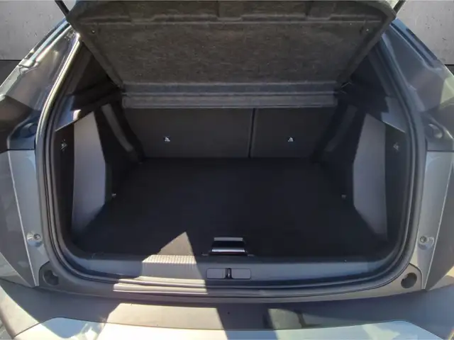 Peugeot 2008 view 7
