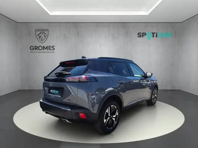 Peugeot 2008 view 3