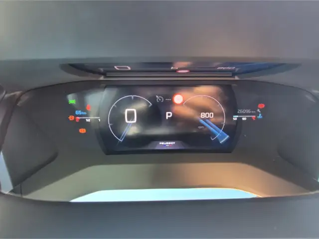 Peugeot 2008 view 15