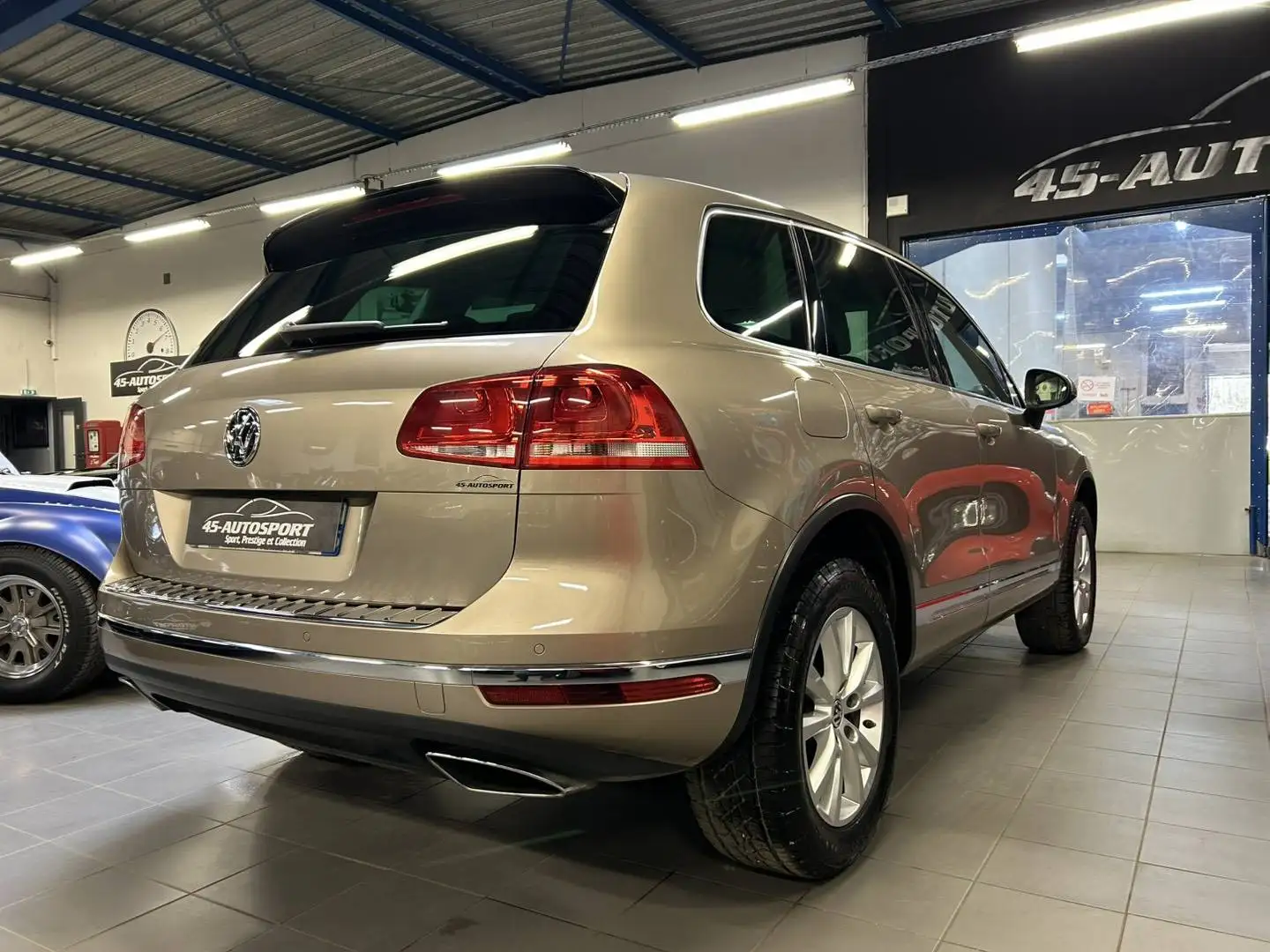 Volkswagen Touareg 3.0 V6 262 CH CARAT TIPTRONIC Beige - 2