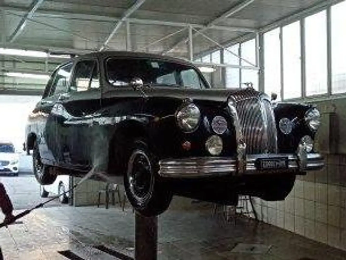 Daimler Major Majestic Negro - 1