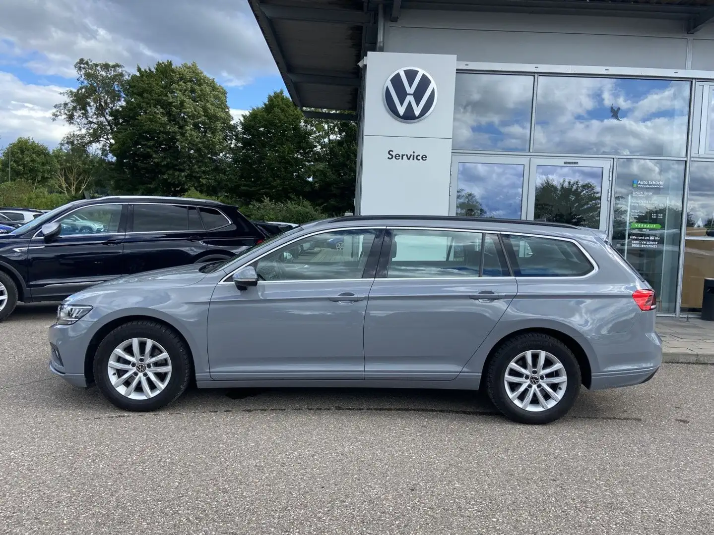 Volkswagen Passat Variant 2.0 TDI DSG BUSINESS NAVI+LED+AHK Grau - 2
