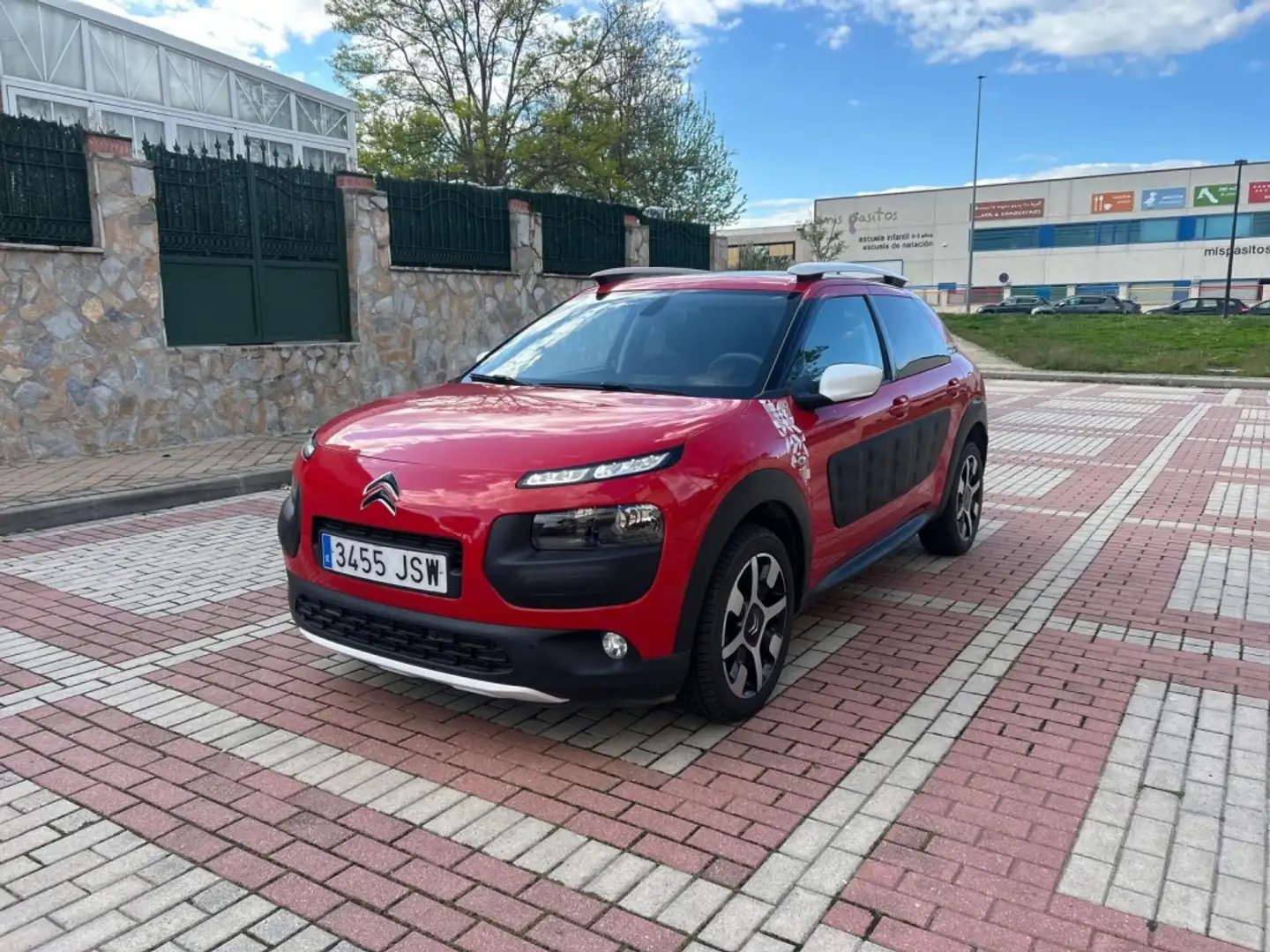 Citroen C4 Cactus 1.6 BlueHDi Rip Curl 100 Rouge - 2