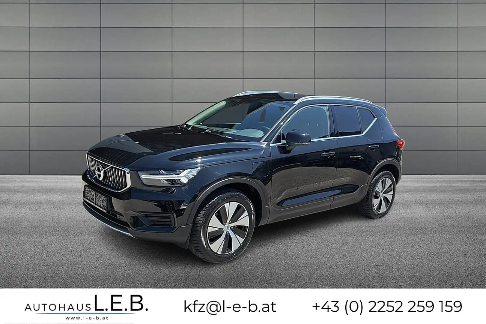 Volvo XC40 T5 Recharge PHEV Inscription Expression Schwarz - 1