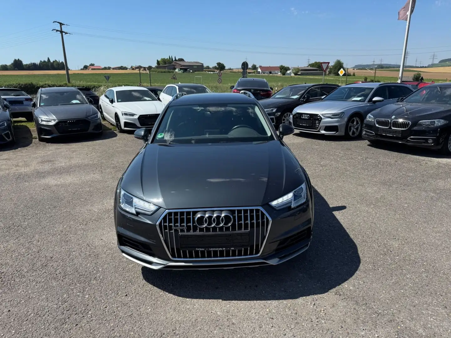 Audi A4 allroad Quattro 2.0 TDI Auto. Navi Kamera 2.H Grau - 2