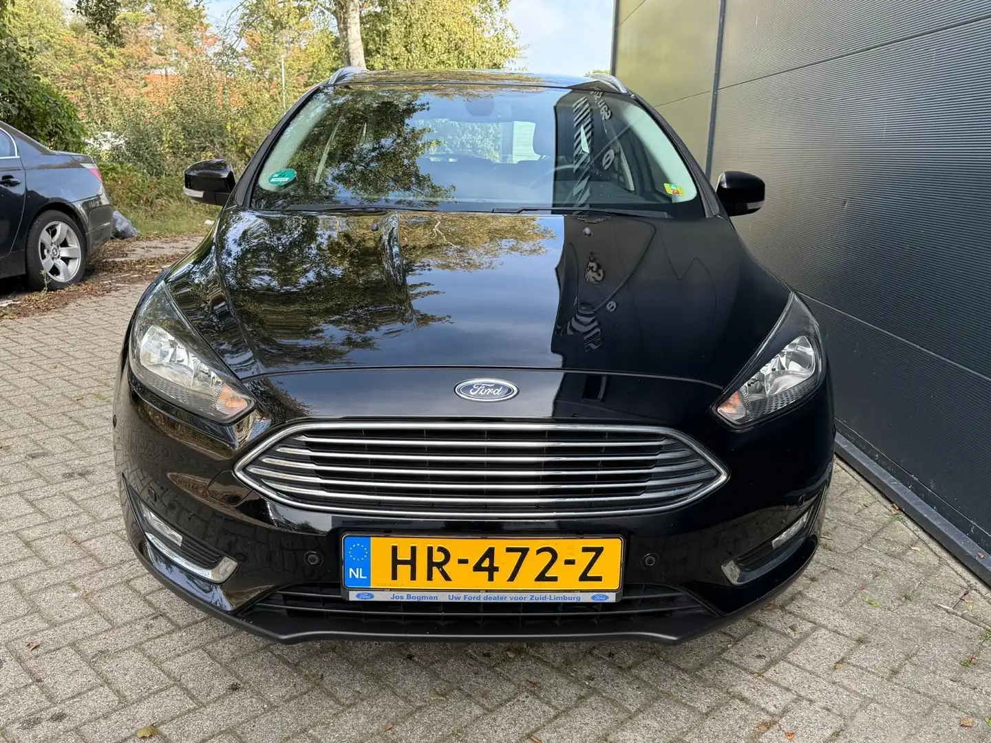 Ford Focus Wagon 1.0 Titanium/Navi/bluetooth/cruise/Airco/par Schwarz - 2