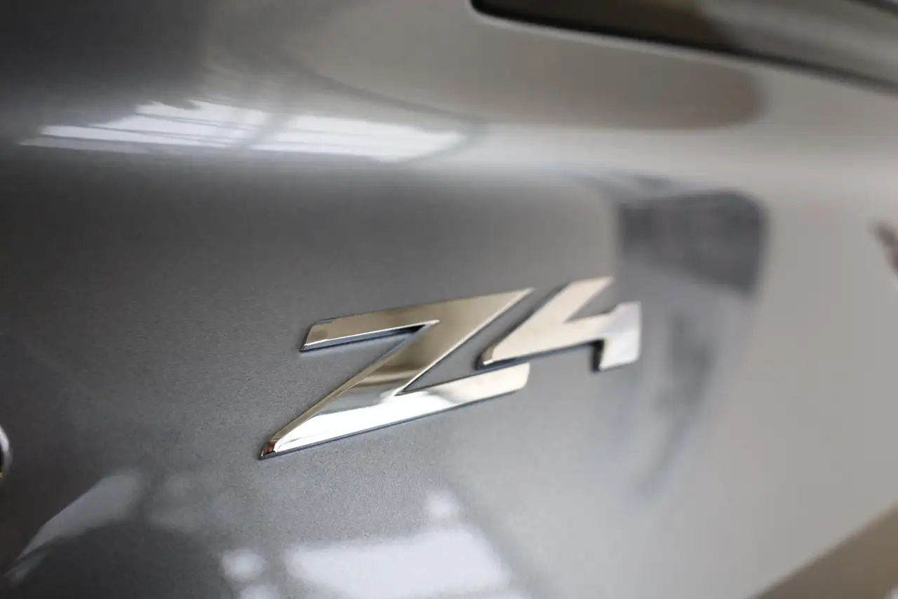 BMW Z4 2026 — фото 9
