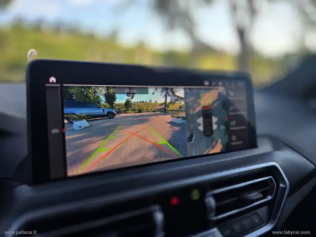 BMW X3 M view 15