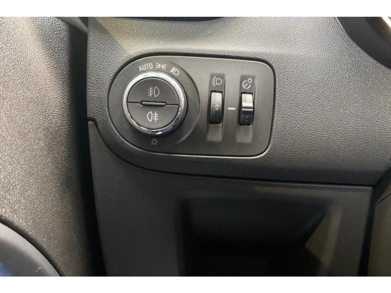 Opel Crossland X Edition 21