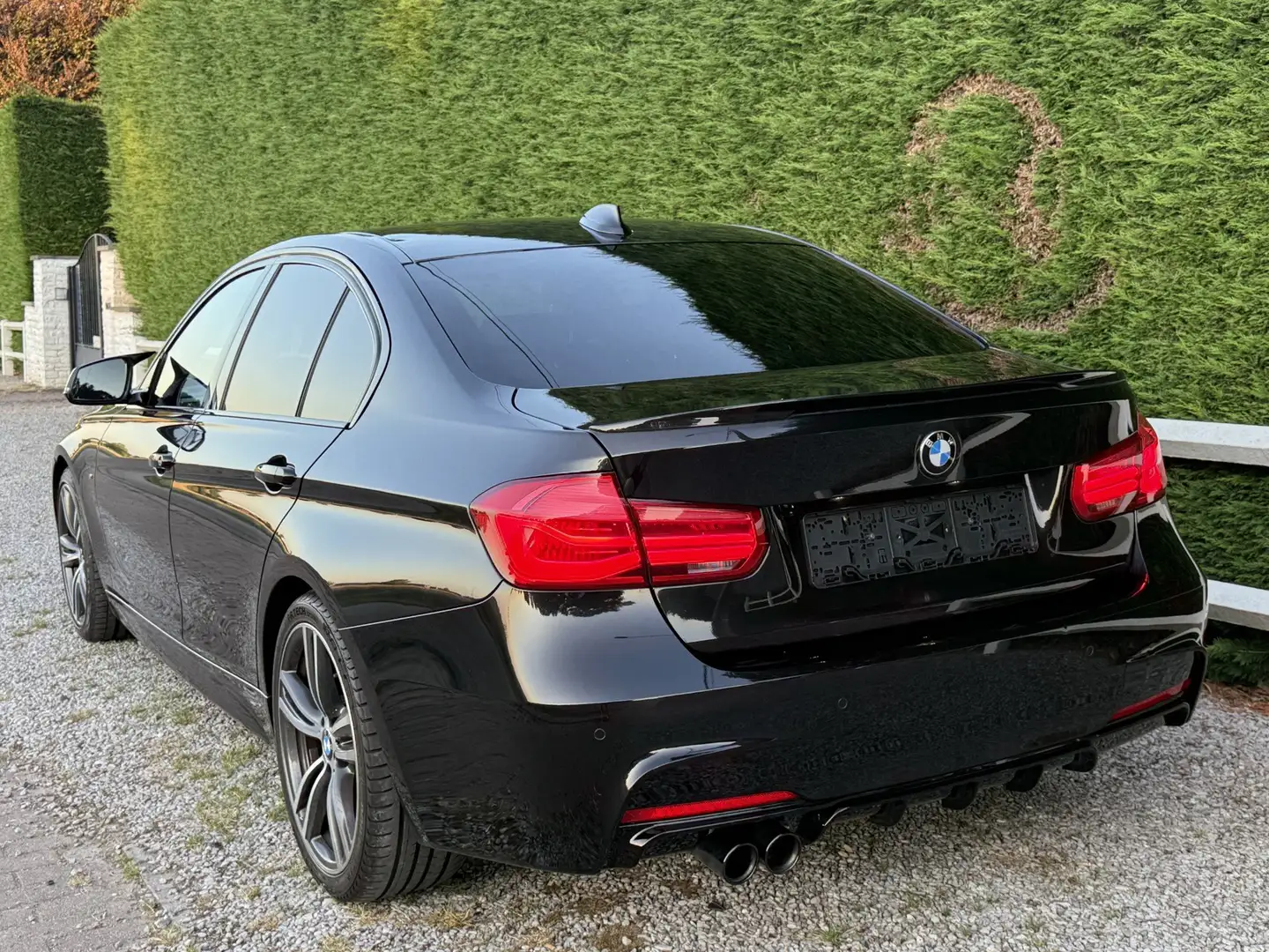 BMW 318 d - Automatique - Euro 6B - Full Pack M - Led !! Noir - 2