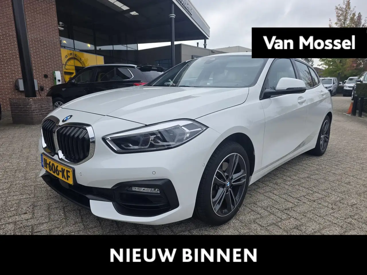 BMW 118