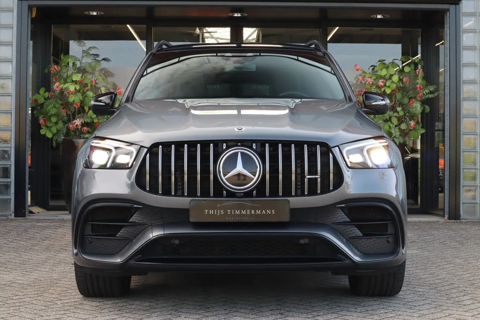 Mercedes-Benz GLE 63 AMG S 4MATIC+ Carbon interieur, Entertainment, Massage Grijs - 2