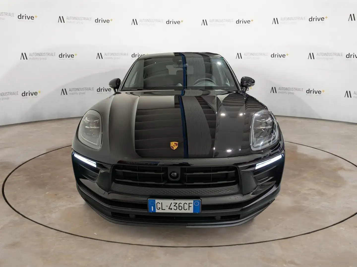 Porsche Macan 2.0 265 CV 4X4 PDK7 AUTOMATIC Nero - 2