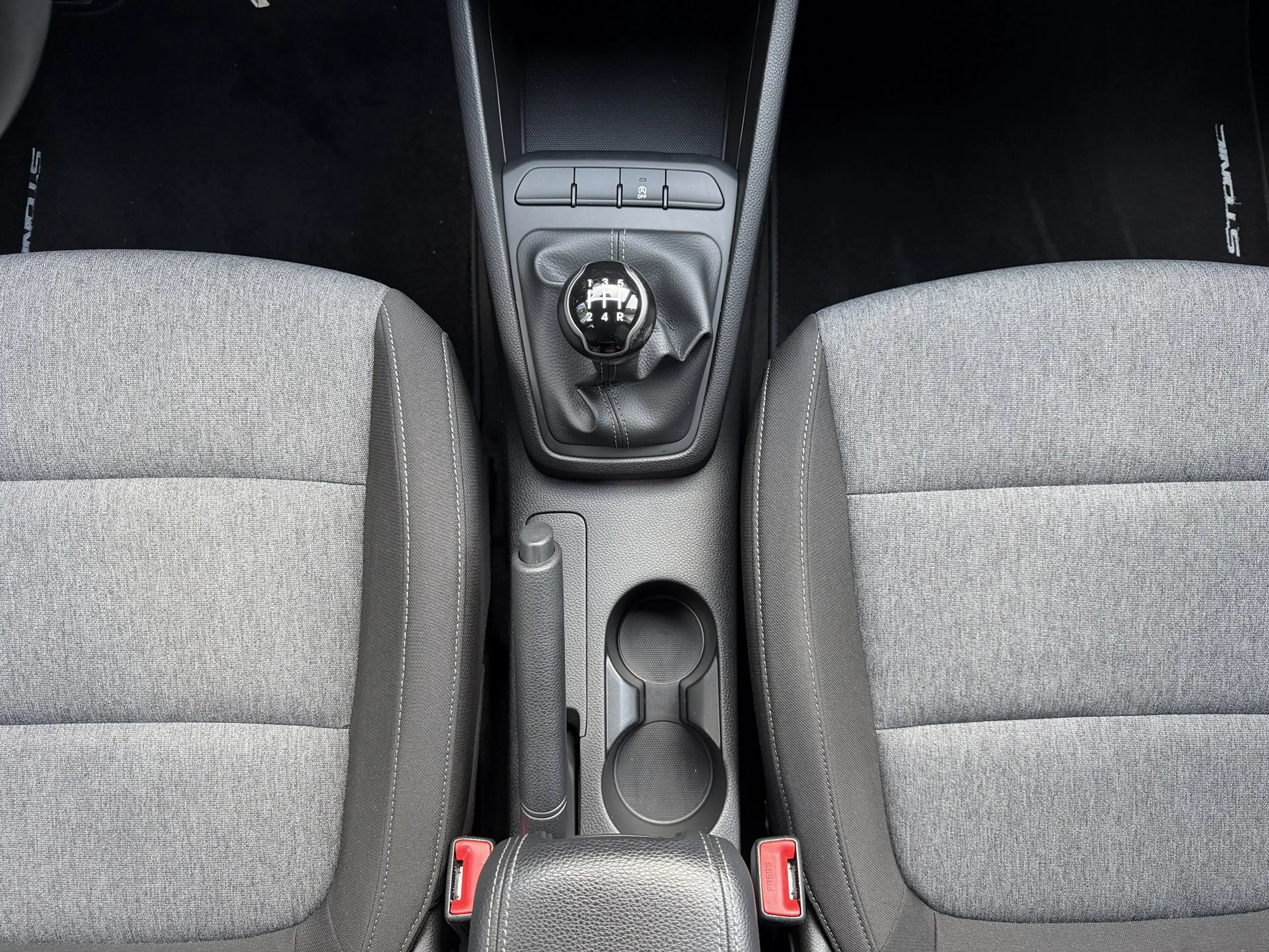 Kia Stonic 1.2 MPi 84pk ComfortPlusLine Navigator l Trekhaak — photo 21