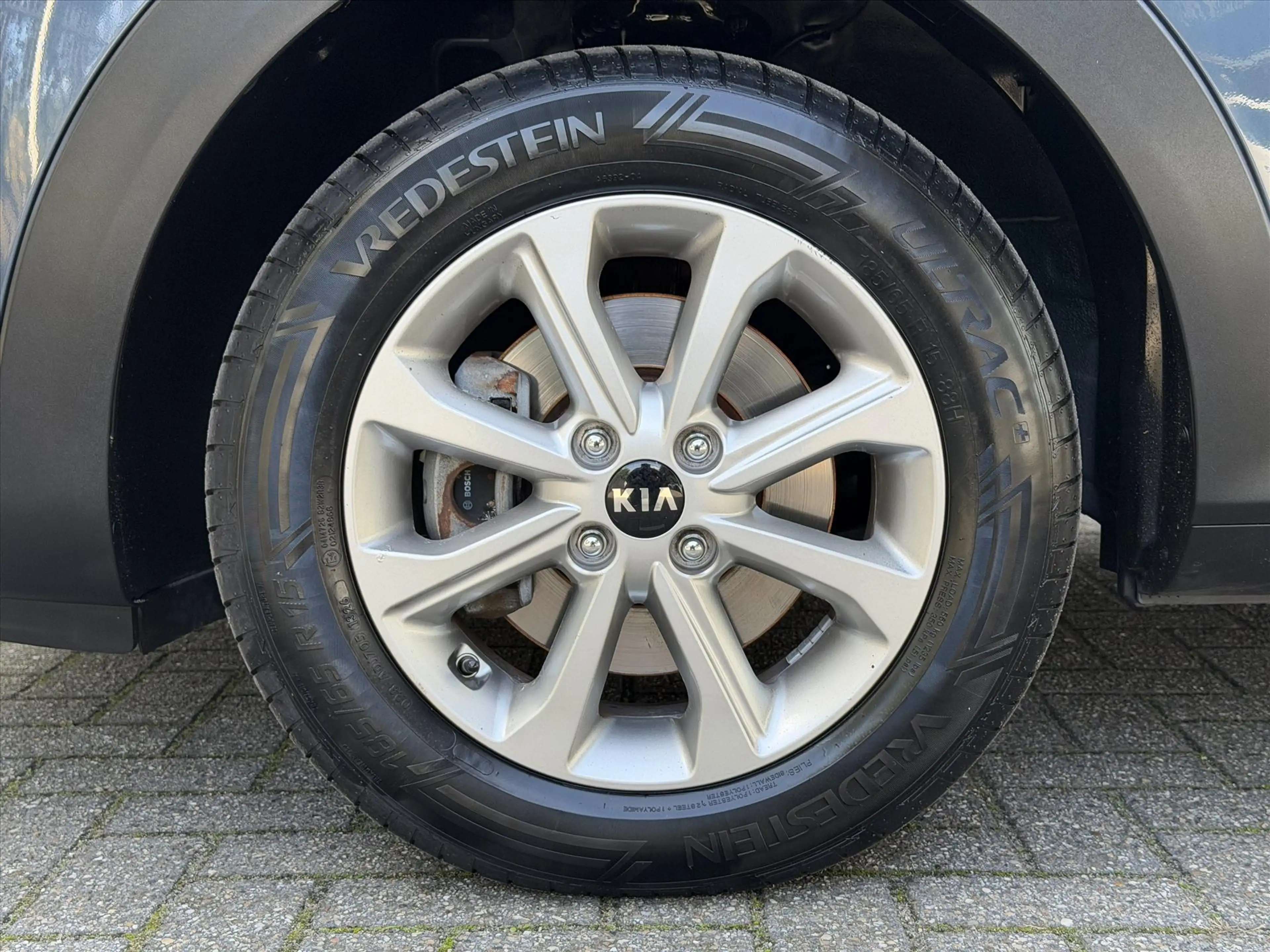 Kia Stonic 1.2 MPi 84pk ComfortPlusLine Navigator l Trekhaak — photo 18