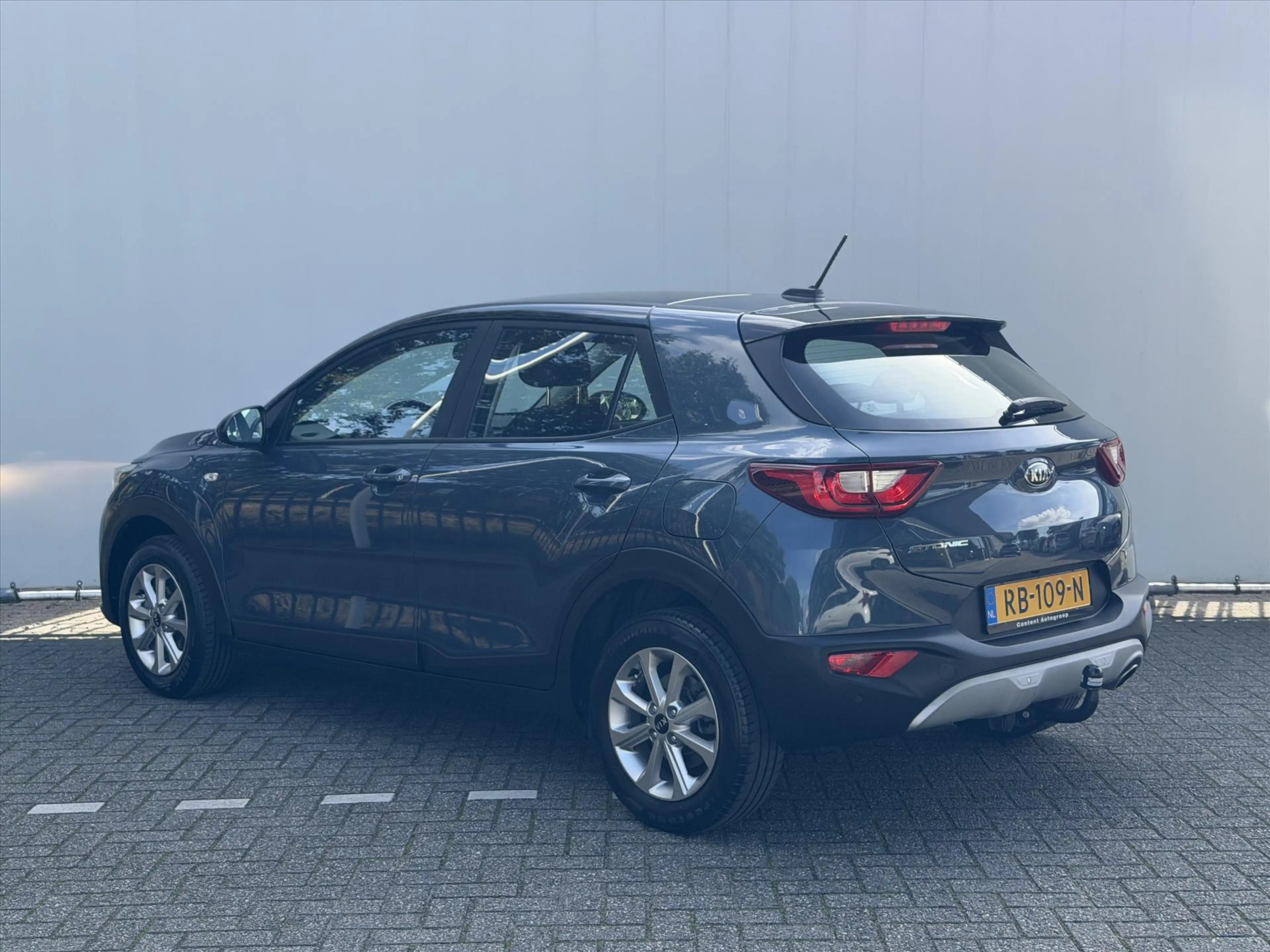 Kia Stonic 1.2 MPi 84pk ComfortPlusLine Navigator l Trekhaak — photo 3