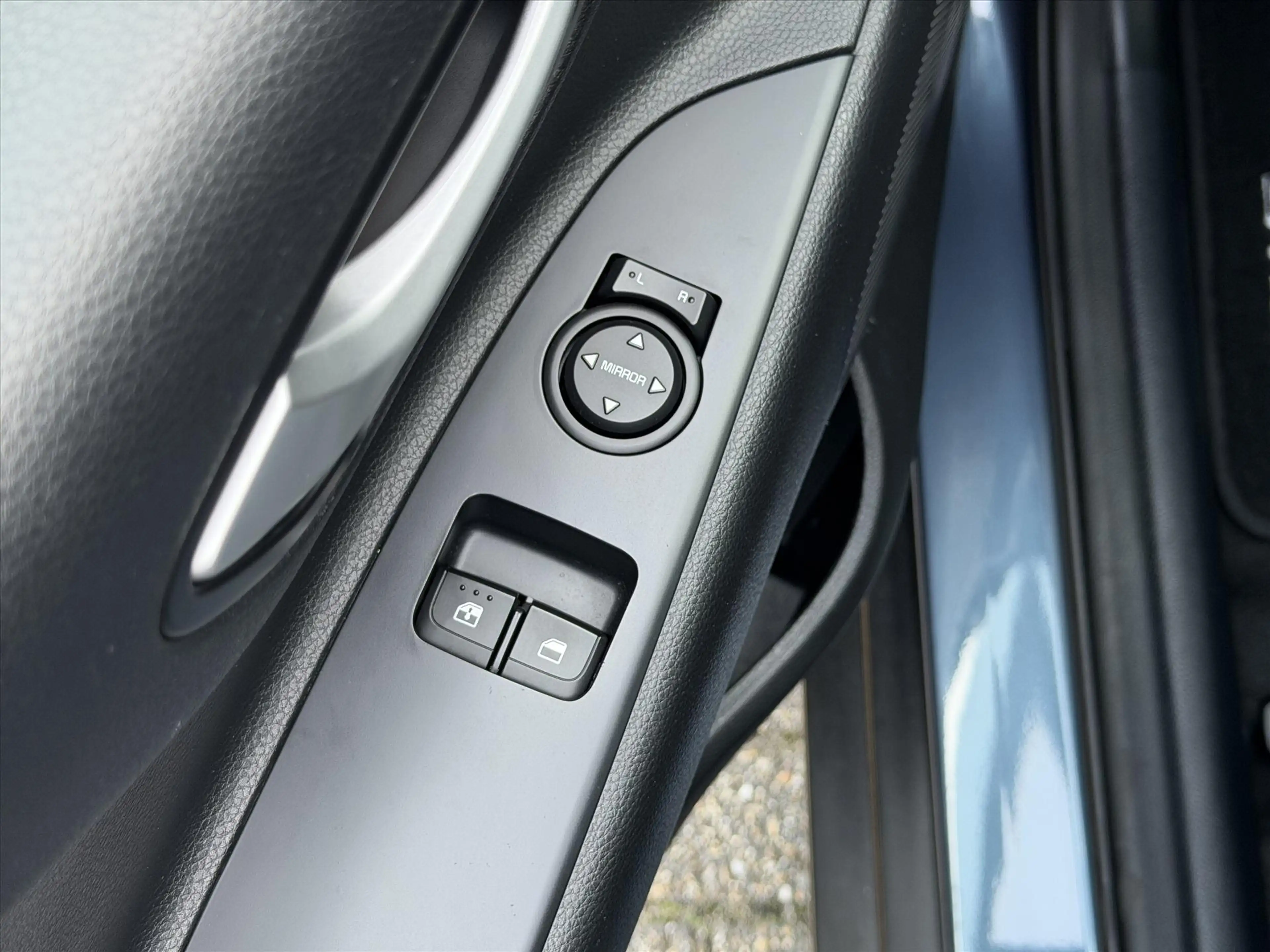 Kia Stonic 1.2 MPi 84pk ComfortPlusLine Navigator l Trekhaak — photo 22