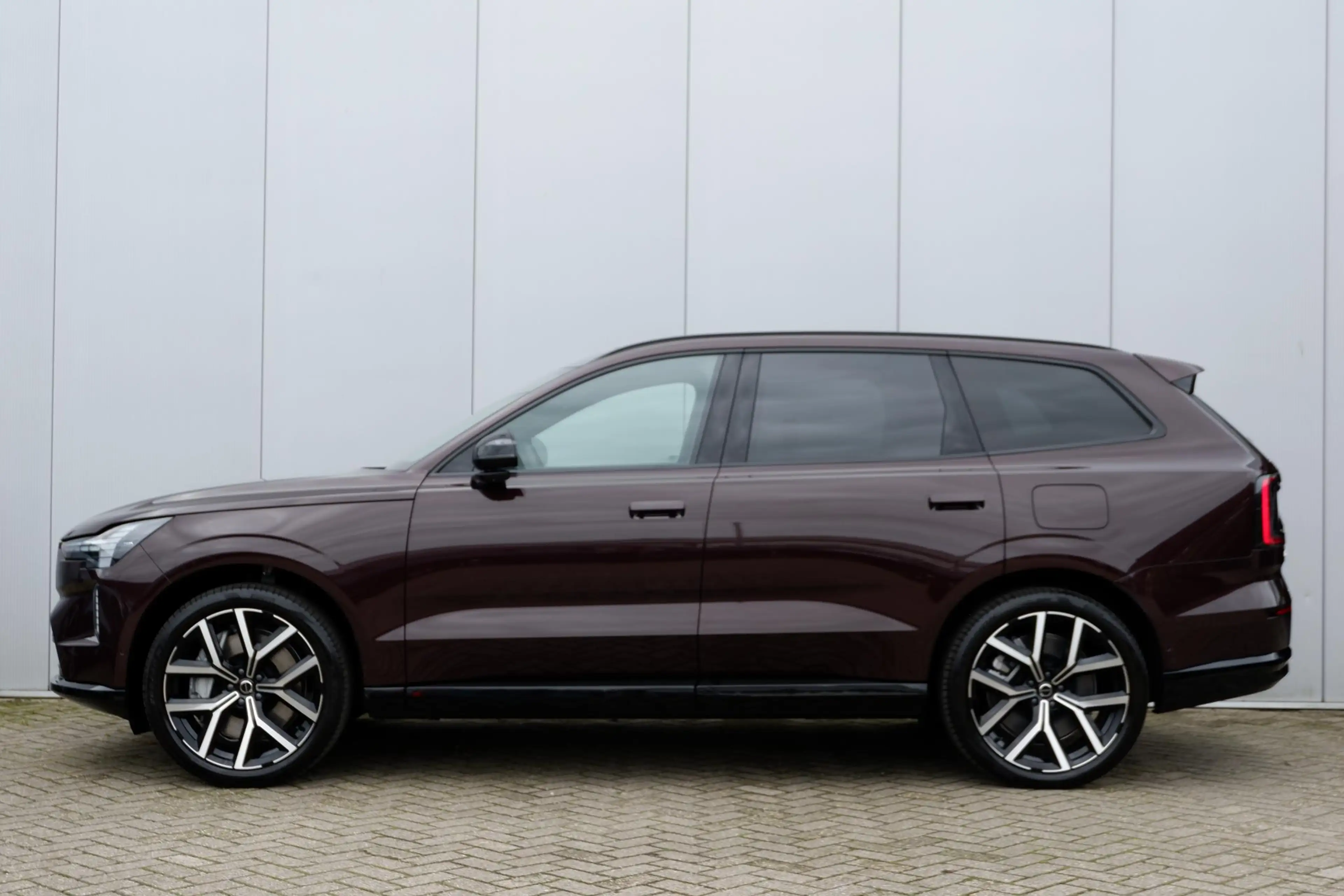 Volvo EX90 Twin Motor Performance 106 kWh Ultra Executive Edi — photo 6