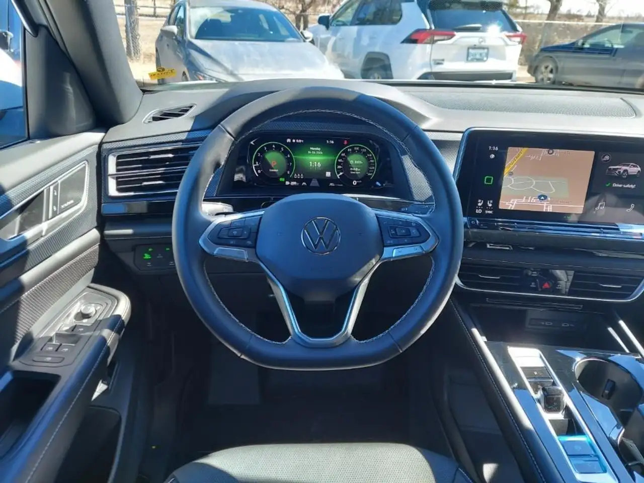 Volkswagen Atlas photo Volkswagen Atlas