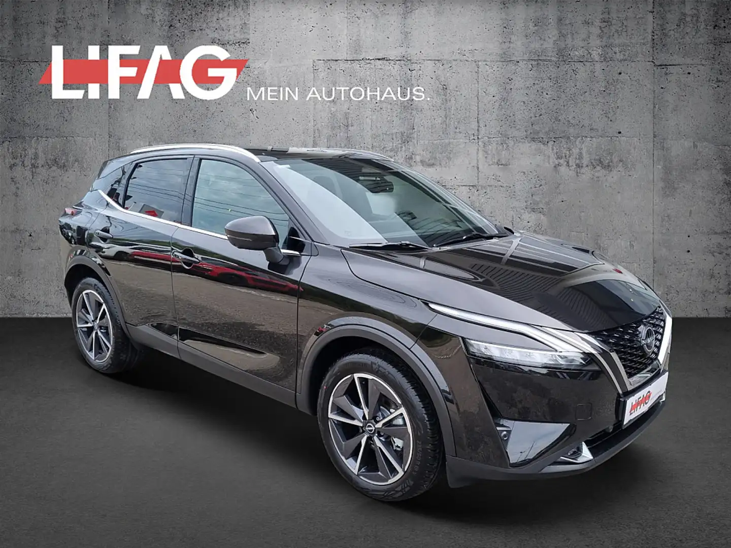 Nissan Qashqai 1,3 MHEV 4x4 Tekna Autom *ab € 35.990,-* Schwarz - 1