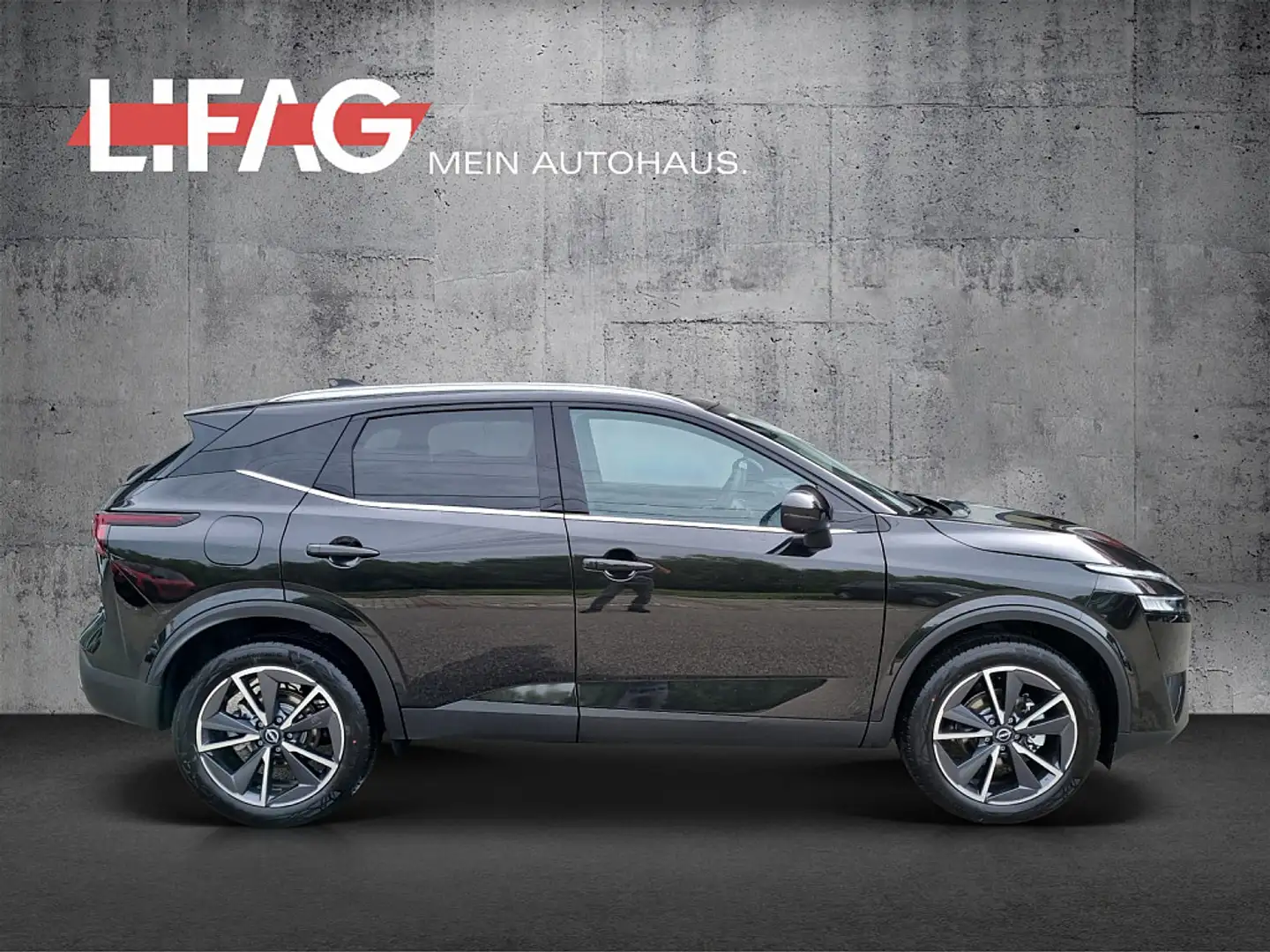 Nissan Qashqai 1,3 MHEV 4x4 Tekna Autom *ab € 35.990,-* Schwarz - 2