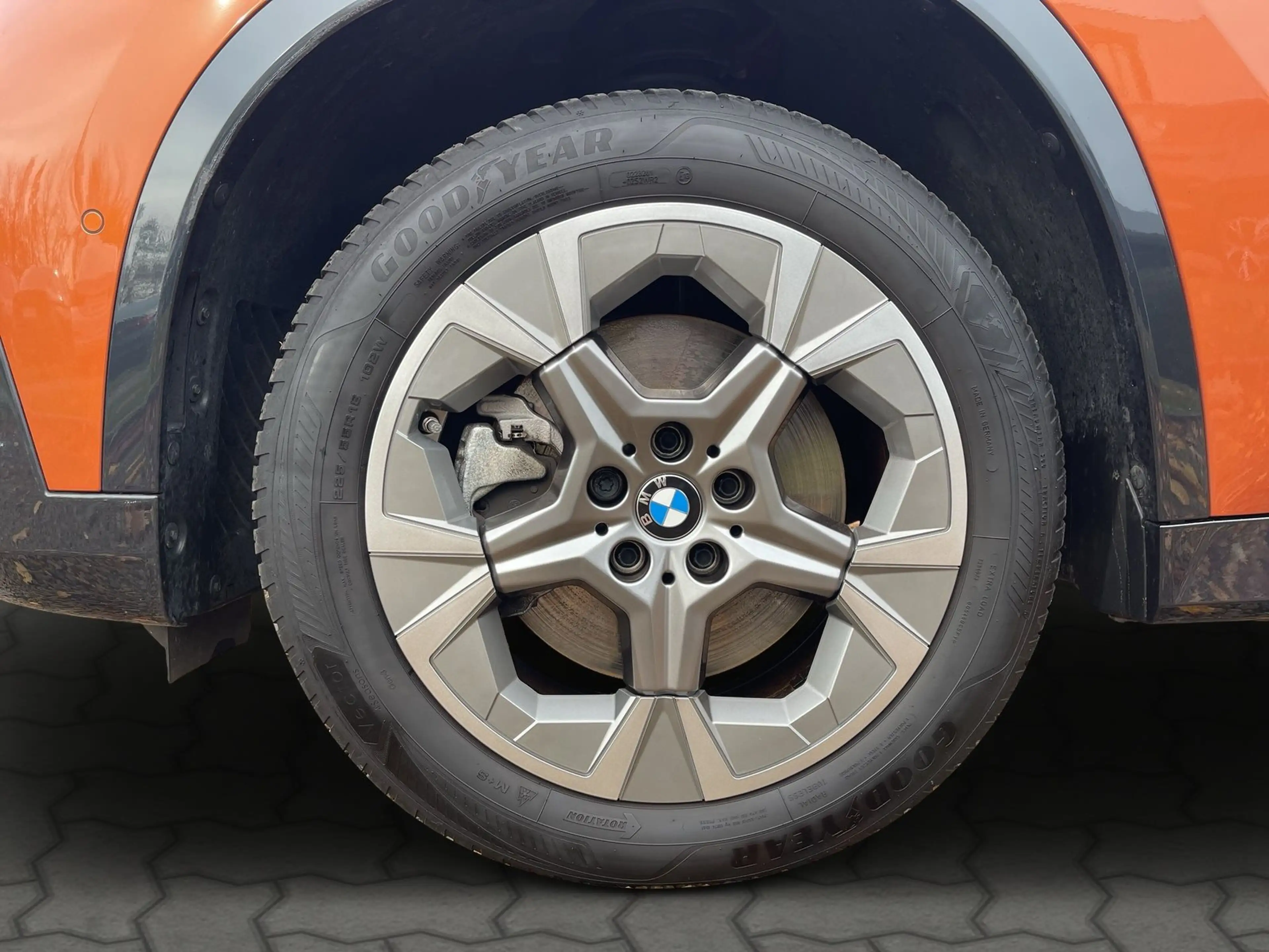 BMW X1 xDrive23i xLine Head-Up HK HiFi DAB LED RFK — photo 5