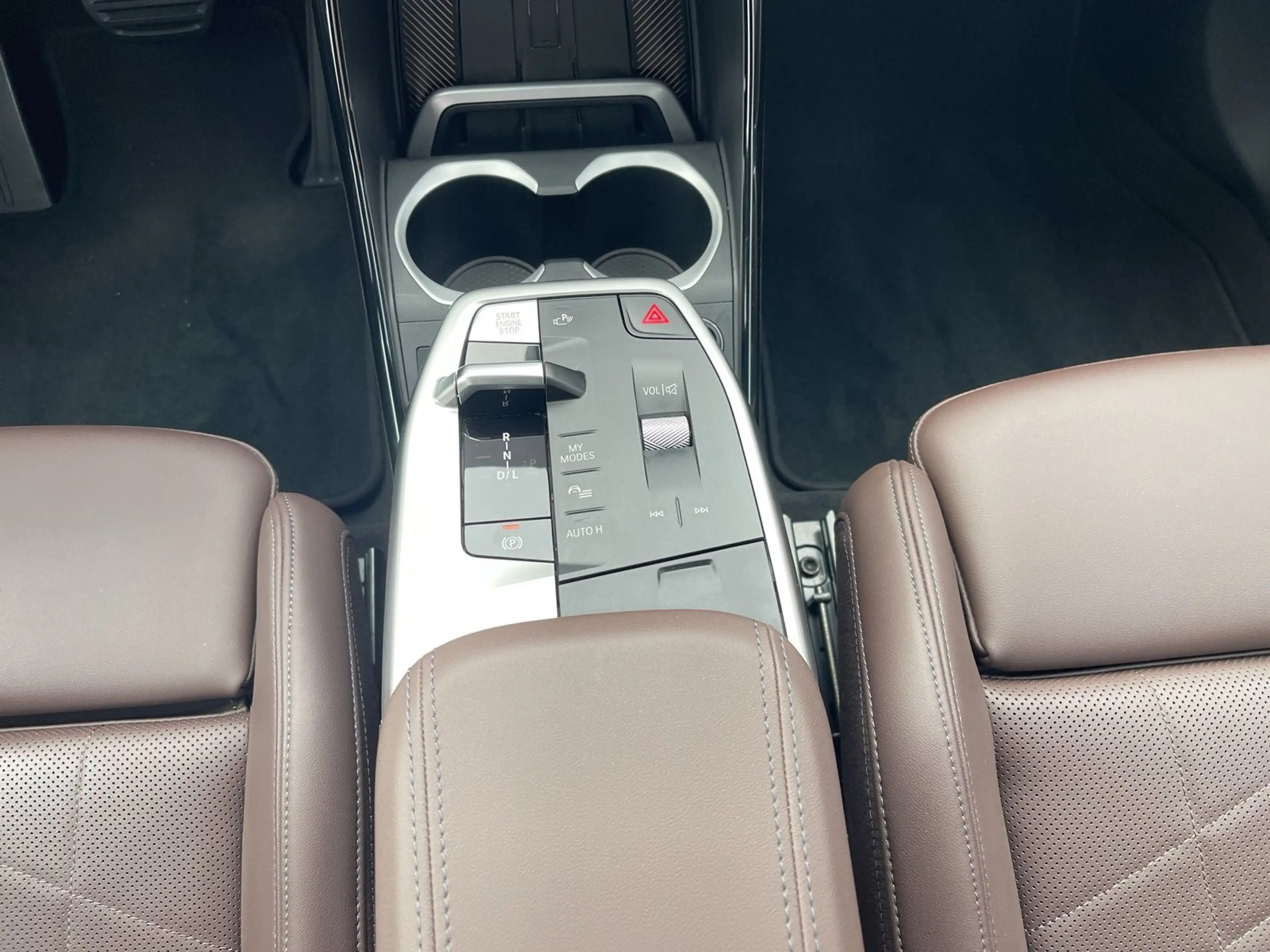 BMW X1 xDrive23i xLine Head-Up HK HiFi DAB LED RFK — photo 12