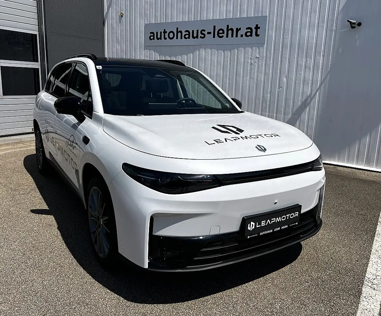 Leapmotor C10 Desing REEV Weiß - 1