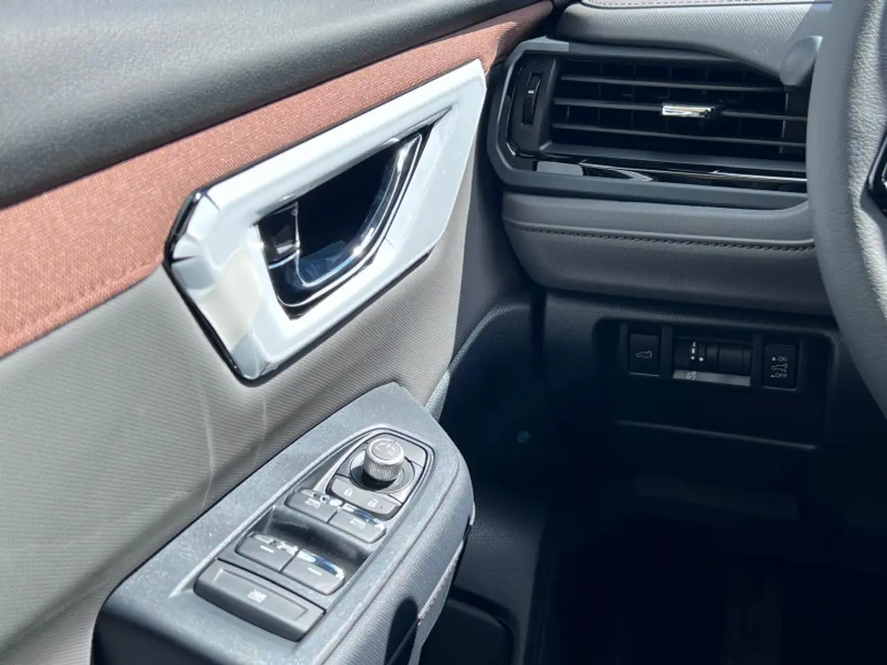 Subaru Forester снимка Subaru Forester