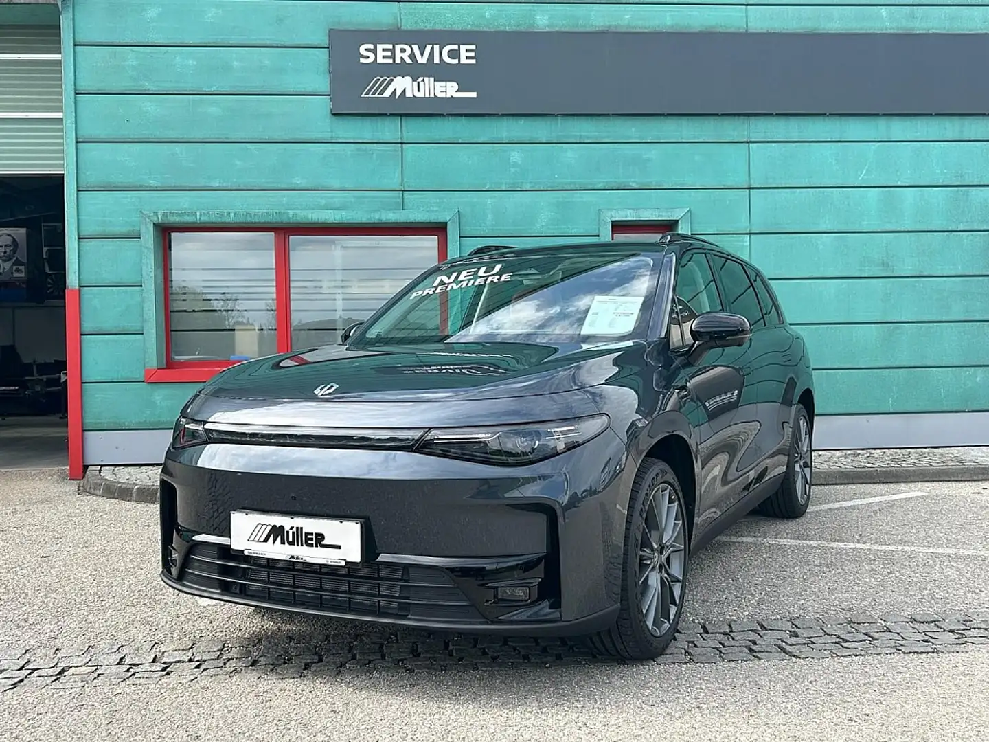 Leapmotor C10 REEV 28,4kWh Design Grau - 1