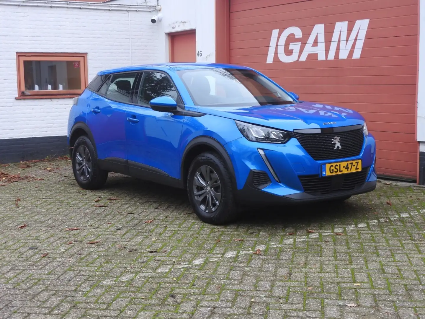 Peugeot 2008 1.2 PureTech Allure, CC, Automaat, Camera, PDC, St Blau - 2